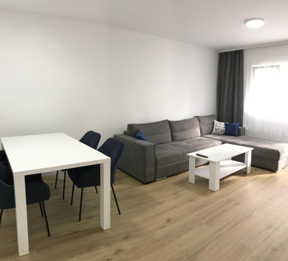 Central Аpartment Foca With Garage Bagian luar foto