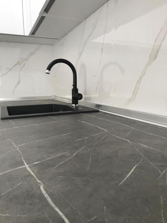 Central Аpartment Foca With Garage Bagian luar foto